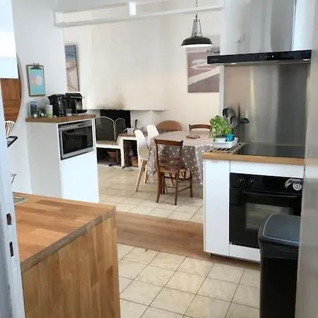 Maison A 50m, Centre Avec Sa De