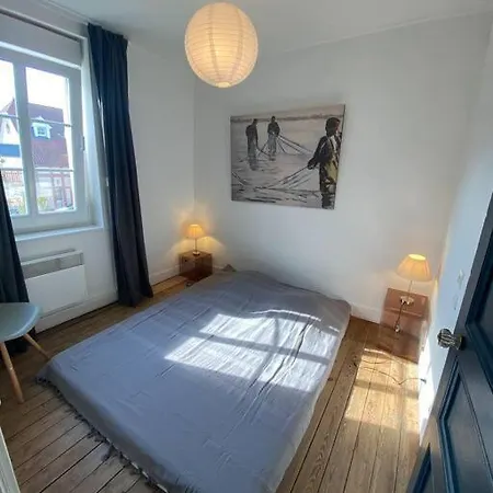 Maison A 50m, Centre Avec Sa De *